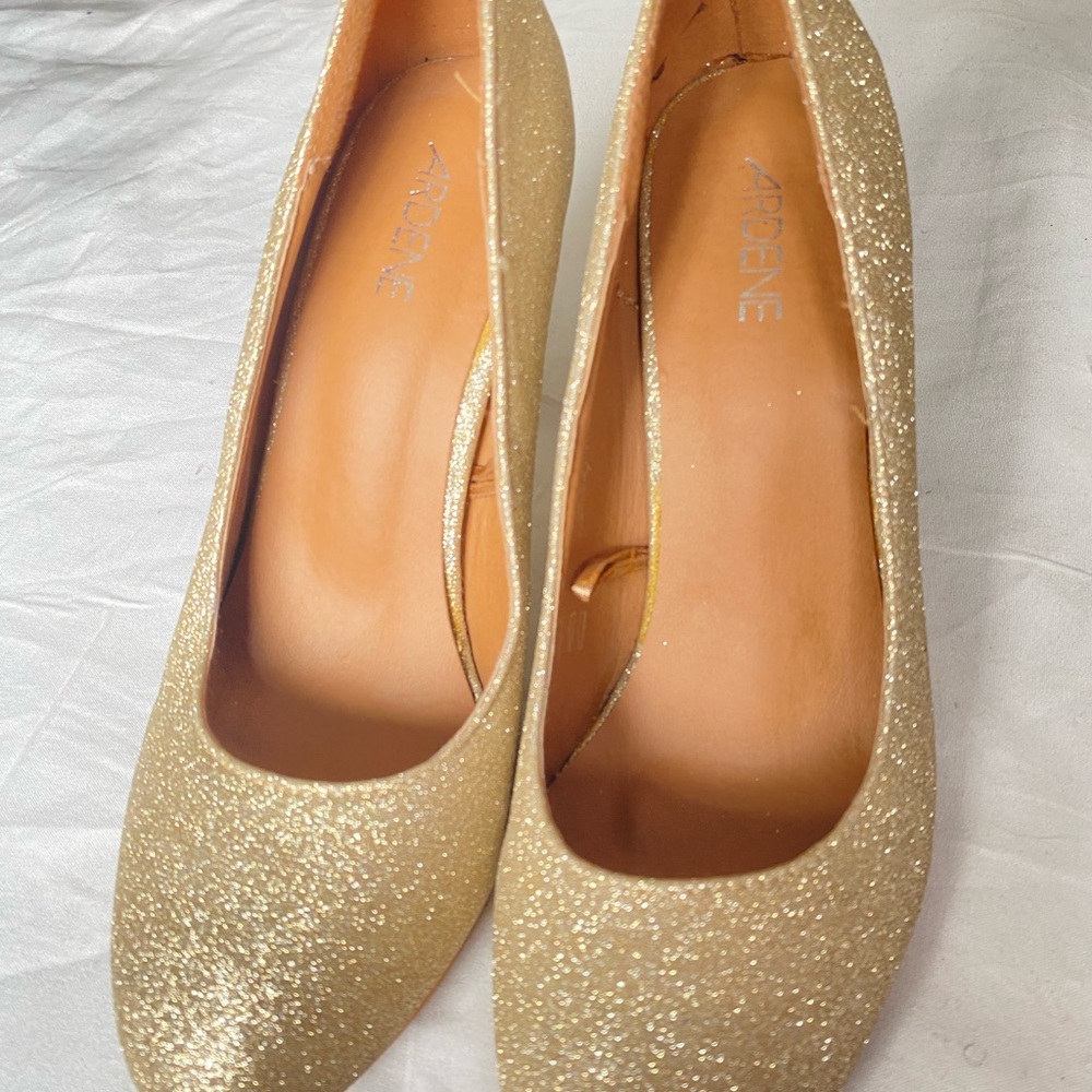 Ardene Sparkling Gold Heels